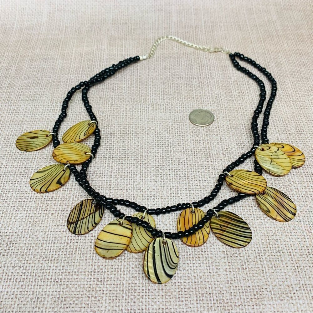 Black Beaded Shell Double Strand Necklace‎
